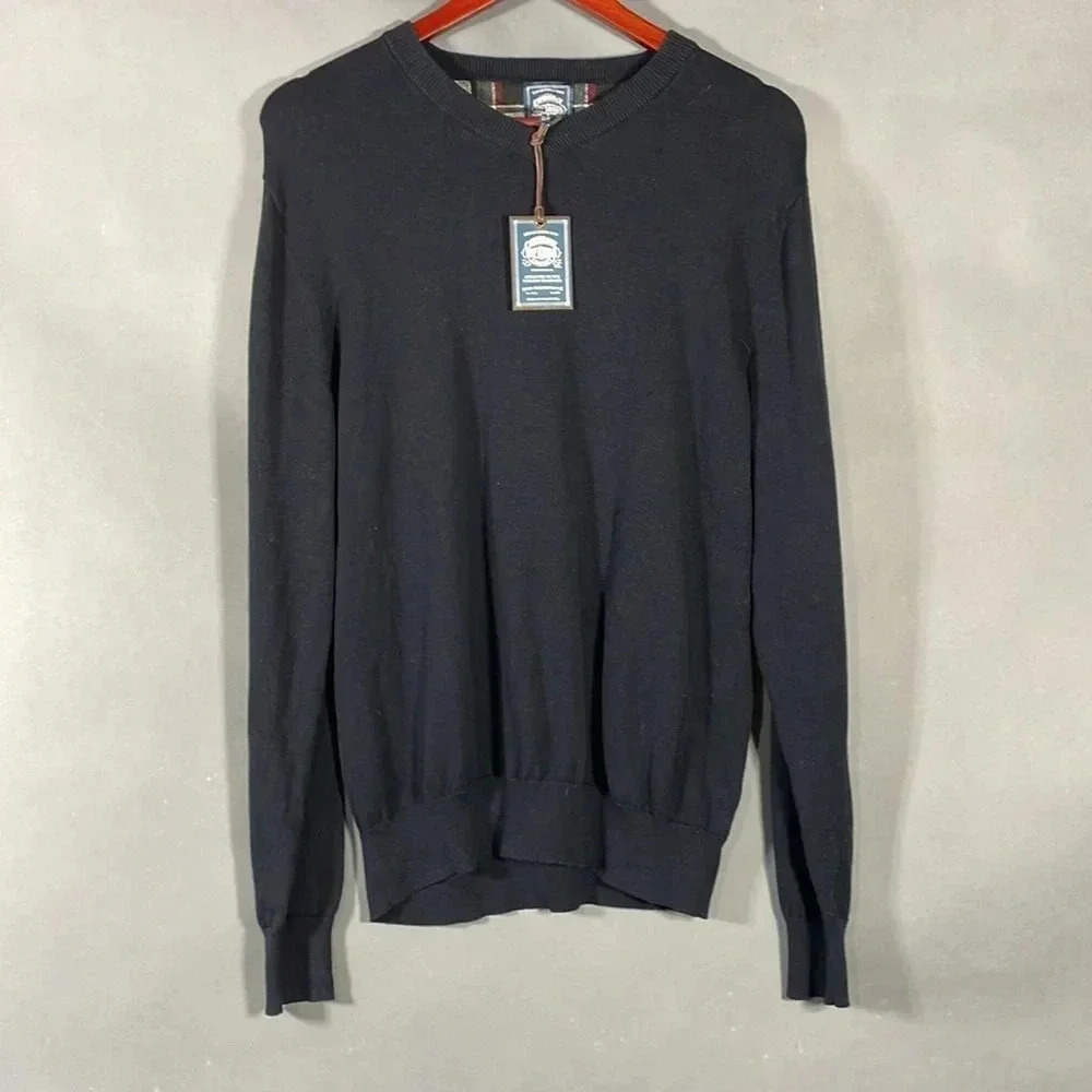 NWT Cambridge Dry goods company Men’s M cotton V neck sweater Black 100% cotton